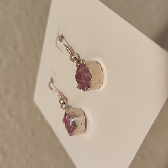 Agate Quartz Earrings - Picture 2 of 3
